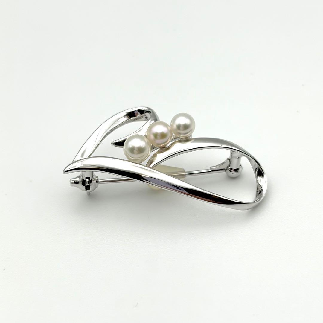 【にゃんこ】 2点セットミキモト シルバー 3珠 ブローチ、ネックレス