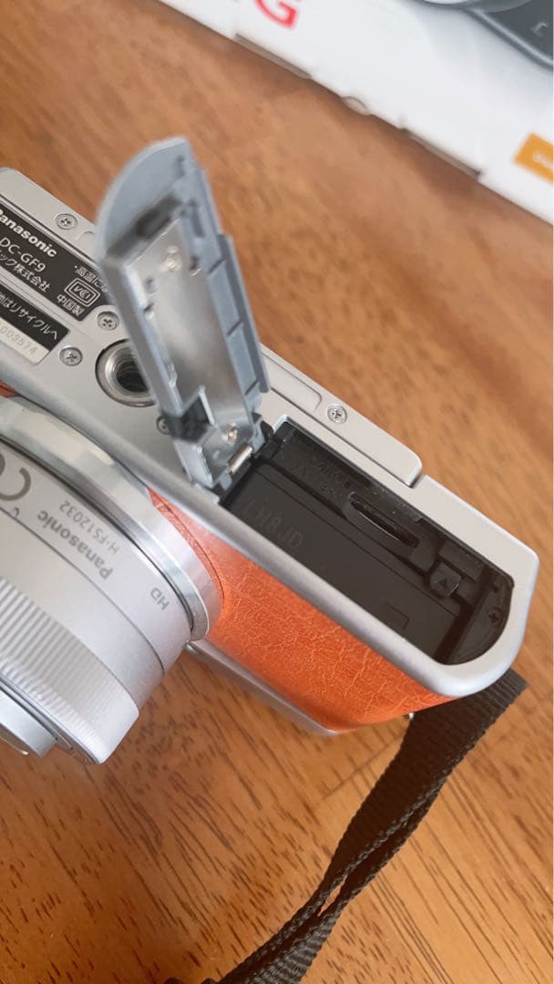 ⭐︎美品‼️Panasonic LUMIX G DC-GF9W ミラーレスカメラ⭐︎