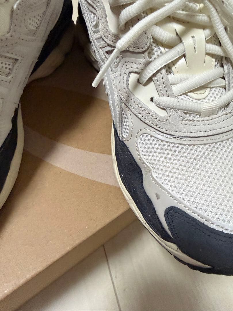 靴 asics GEL-NYC WHITE/SMOKE GREY