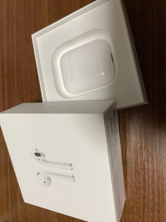 Apple AirPods 第二世代