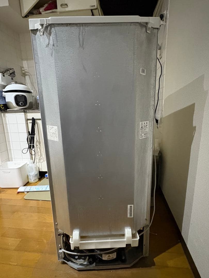 【送料込】SHARP 冷蔵庫 1人暮らし SJ-D14B 137L マット付