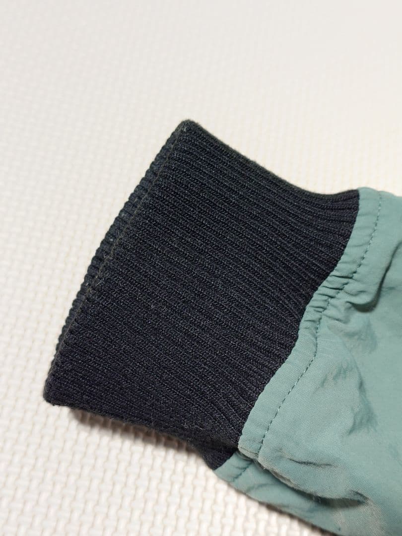 グラニフ　進撃の巨人　ブルゾン　リバーシブル　graniph