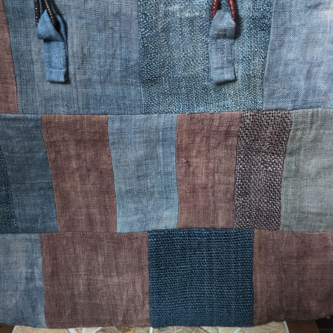 美津子藍染と柿渋染の麻布パッチワークのバッグ