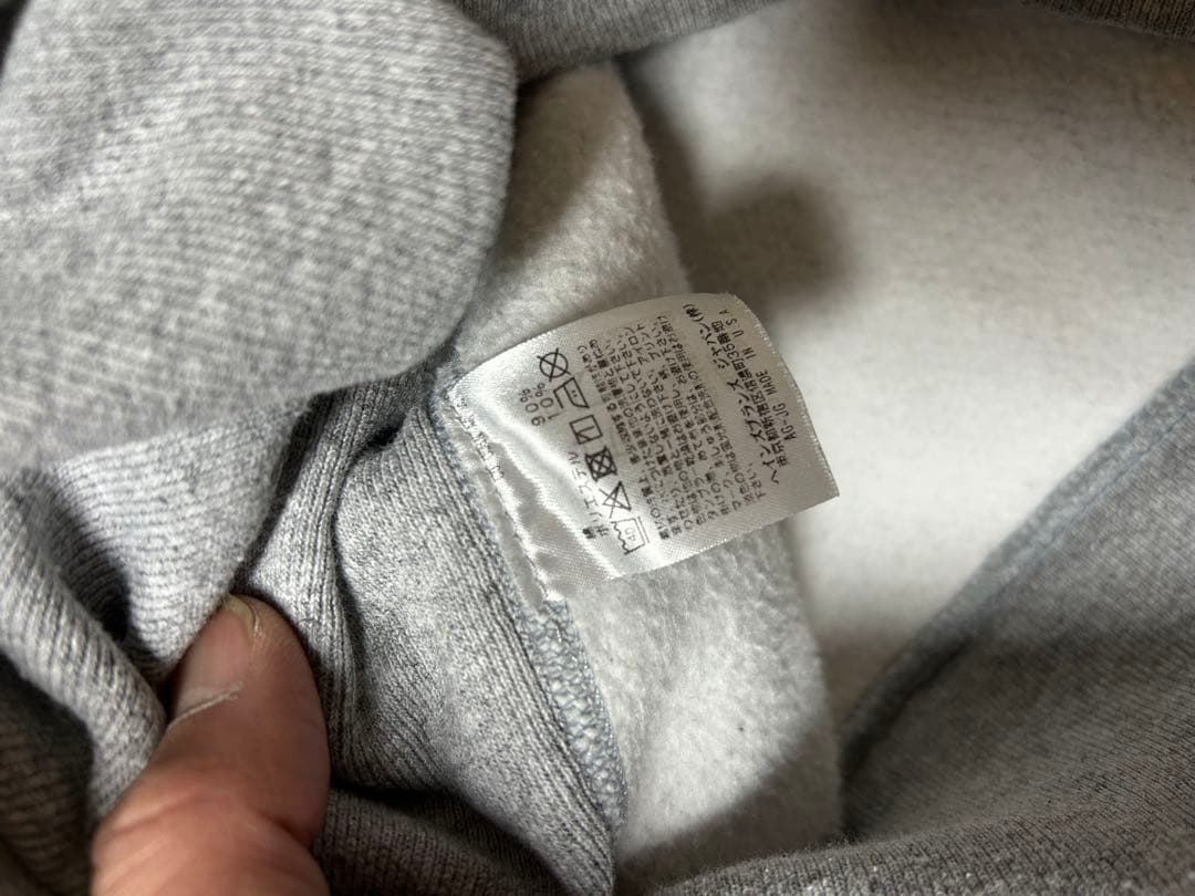 お*ぎ様 赤タグChampion HARVARD パーカー リバースウィーブ