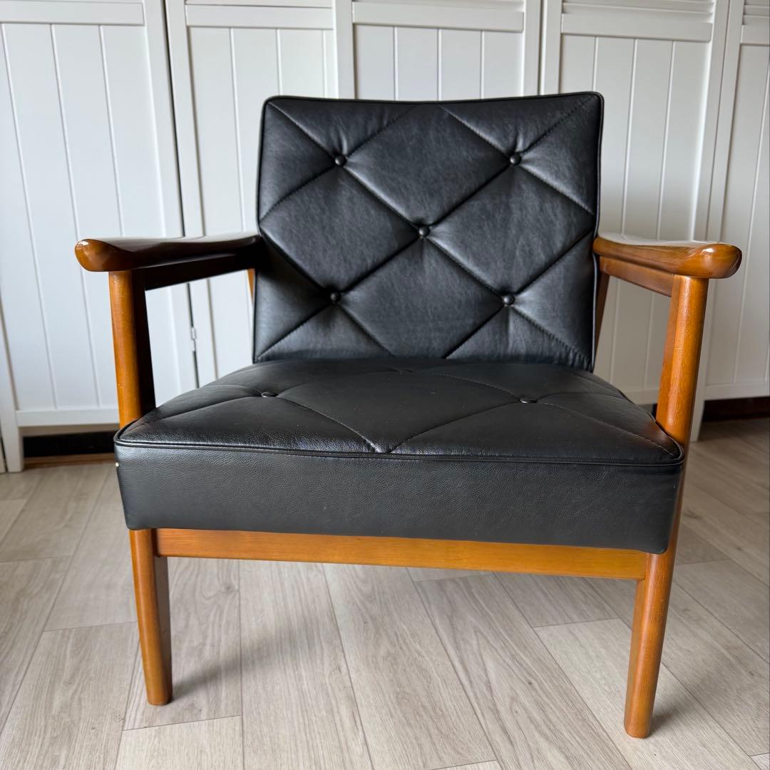 ①カリモク Kチェア 1Pソファ WS1180BW レトロ 1人掛けソファ