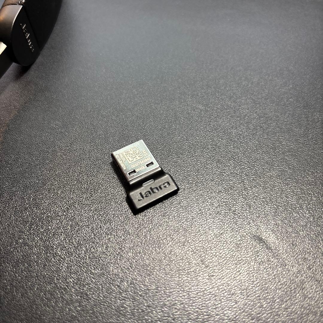 Jabra Evolve2 75 外装目立つ傷あり