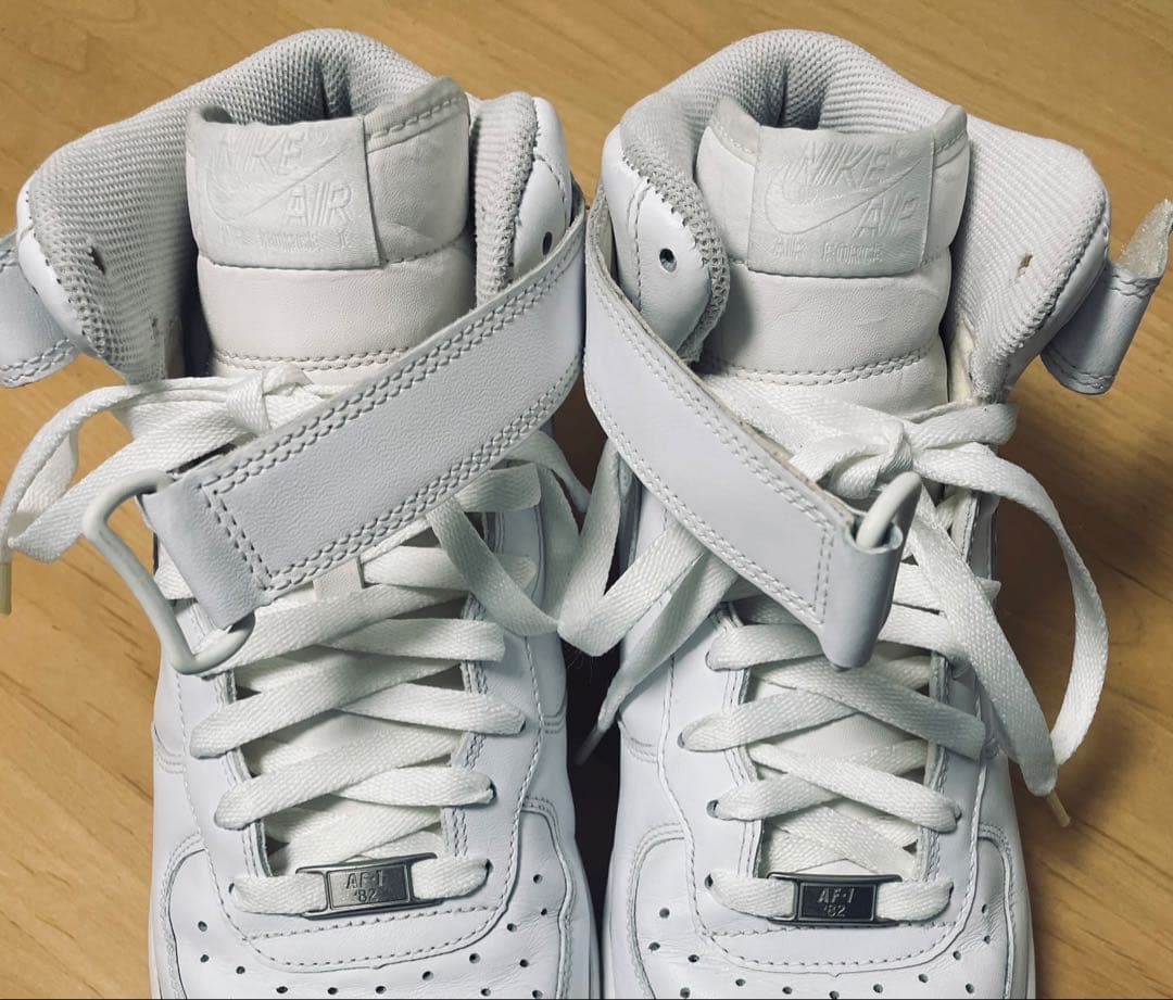 NIKE AIR FORCE 1 MID ホワイト 27cm