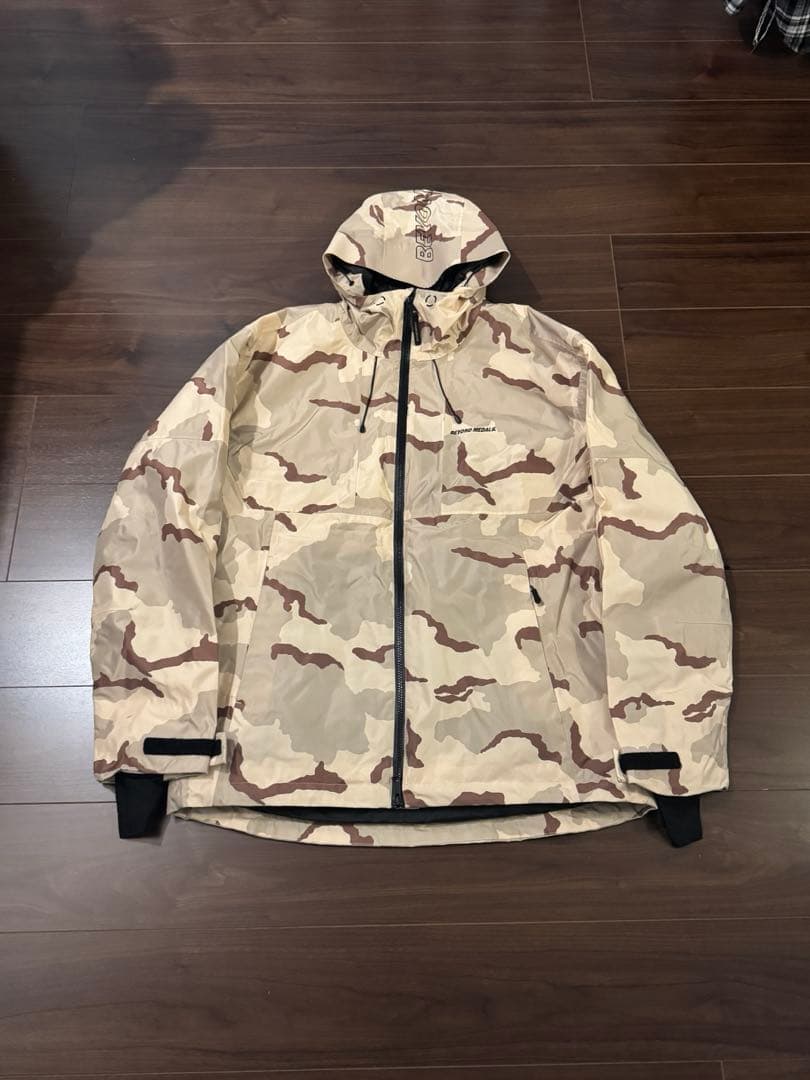 Beyond Medals 上下セット