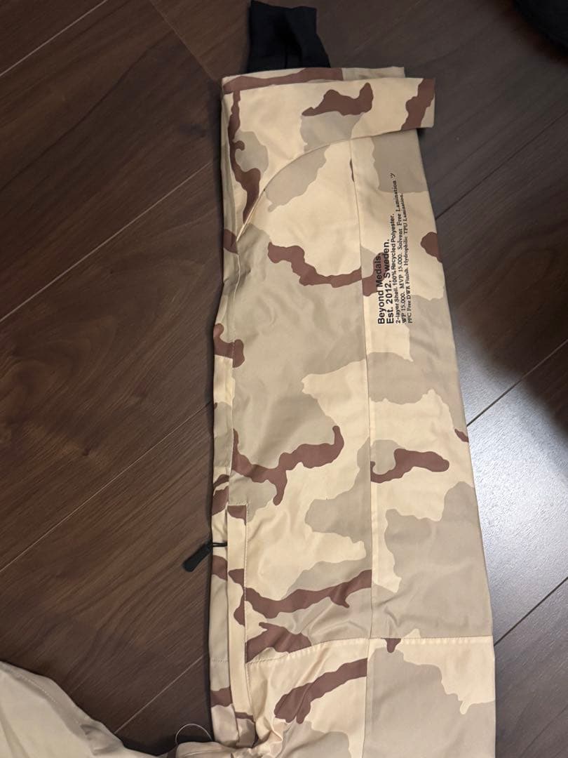 Beyond Medals 上下セット