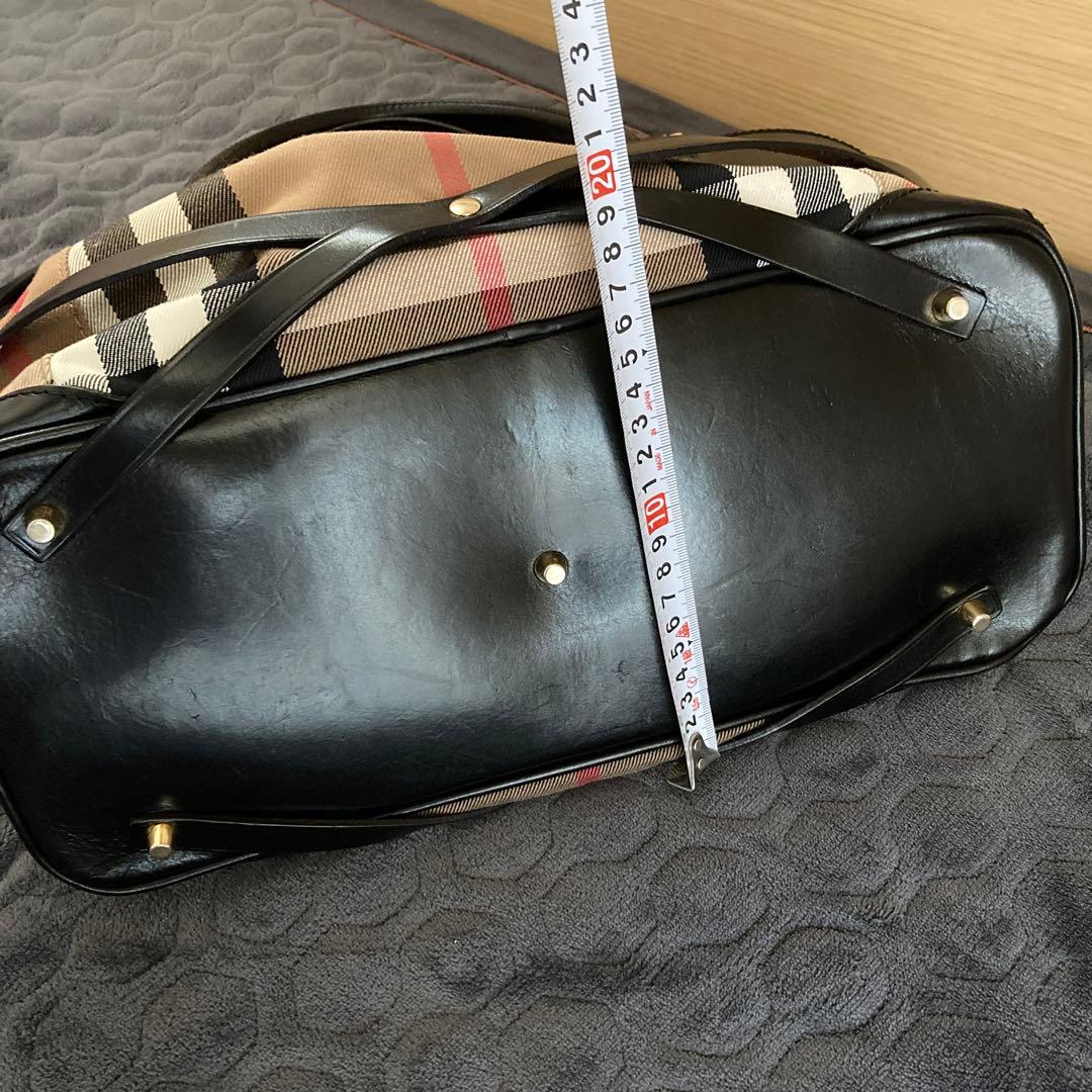 バーバリーロンドンショットバック