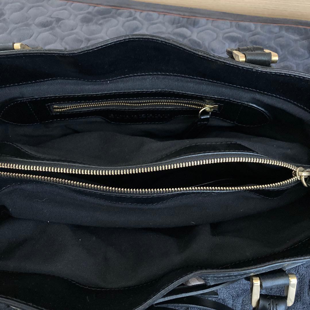 バーバリーロンドンショットバック