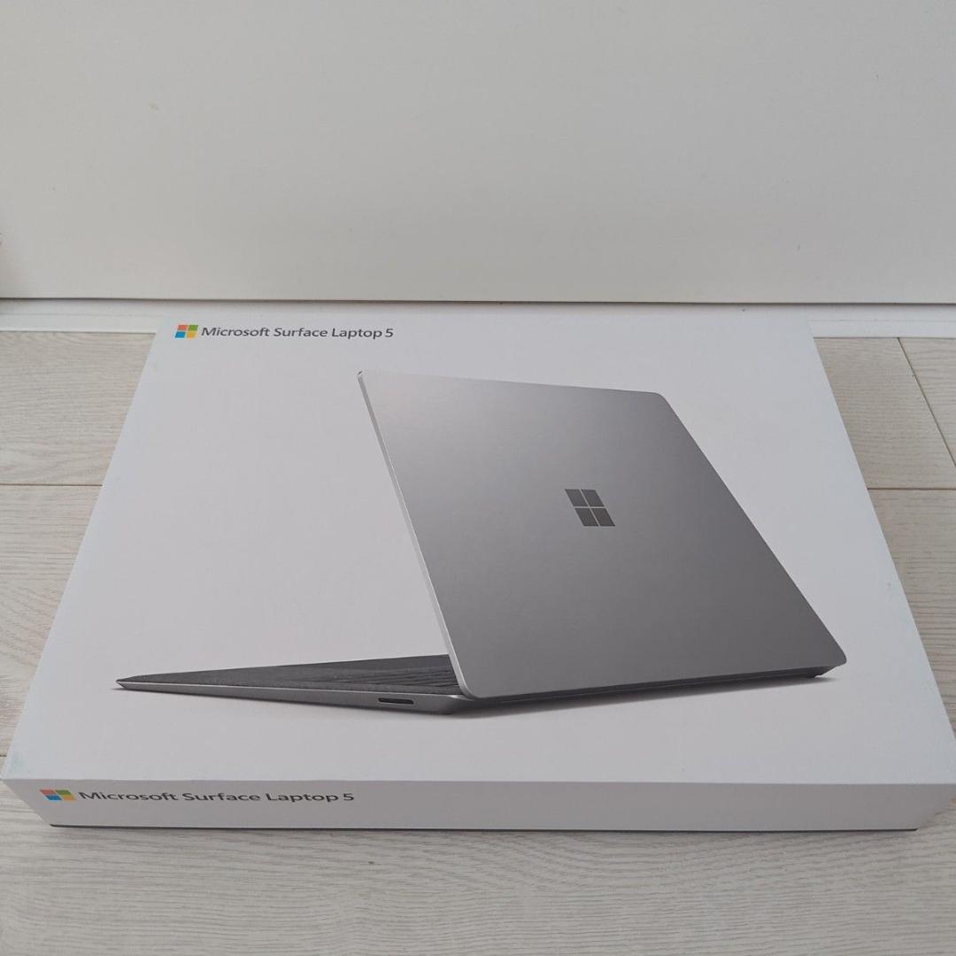 surface laptop5 13.5インチ