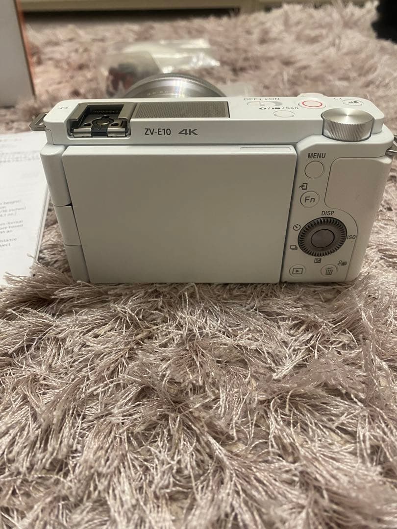 Sony ZV-E10 ホワイト　ミラーレス一眼カメラ