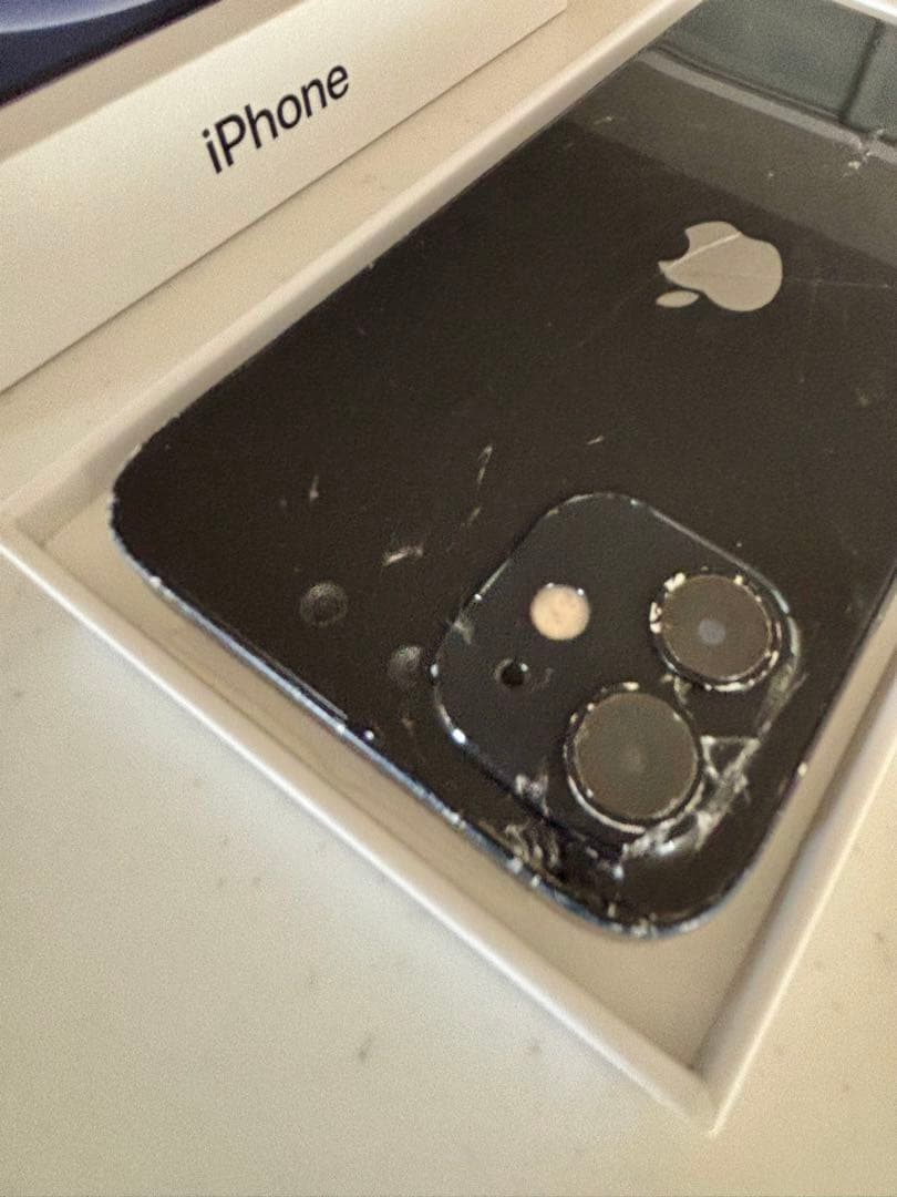 iPhone12 128GB ブラック ジャンク品 電源入らず 部品取り