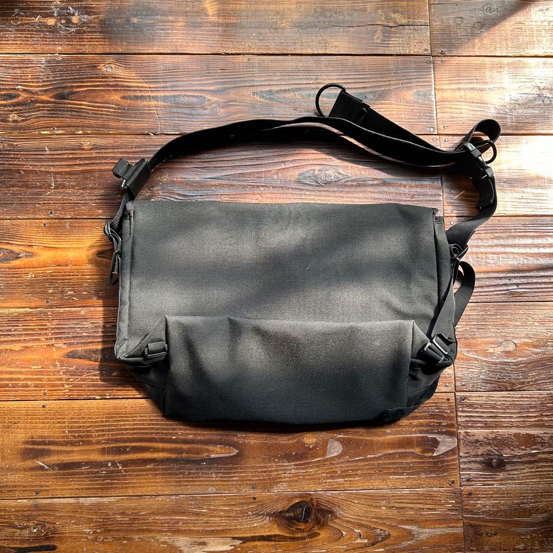 d*m様 PAC DESIGNS パックデザイン メッセンジャーバッグ カナダ製