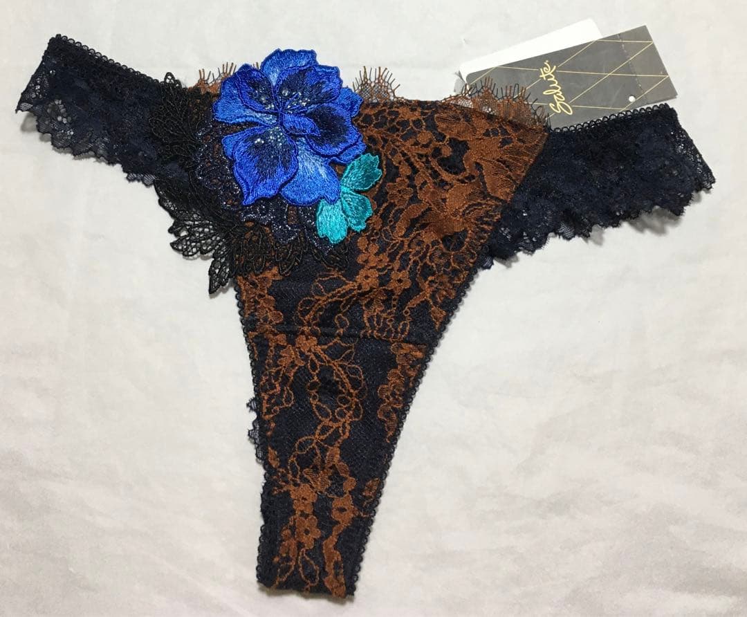 新品　ワコール　サルート 69G 店舗限定　ブラジャー E65 ソングM