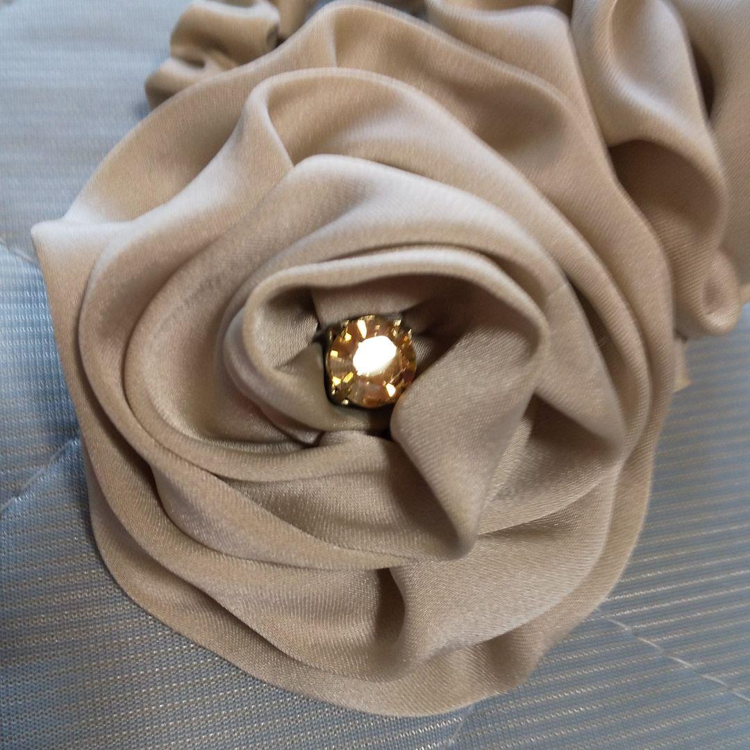 コンプレックスビズ お花 シュシュ ベージュ レア