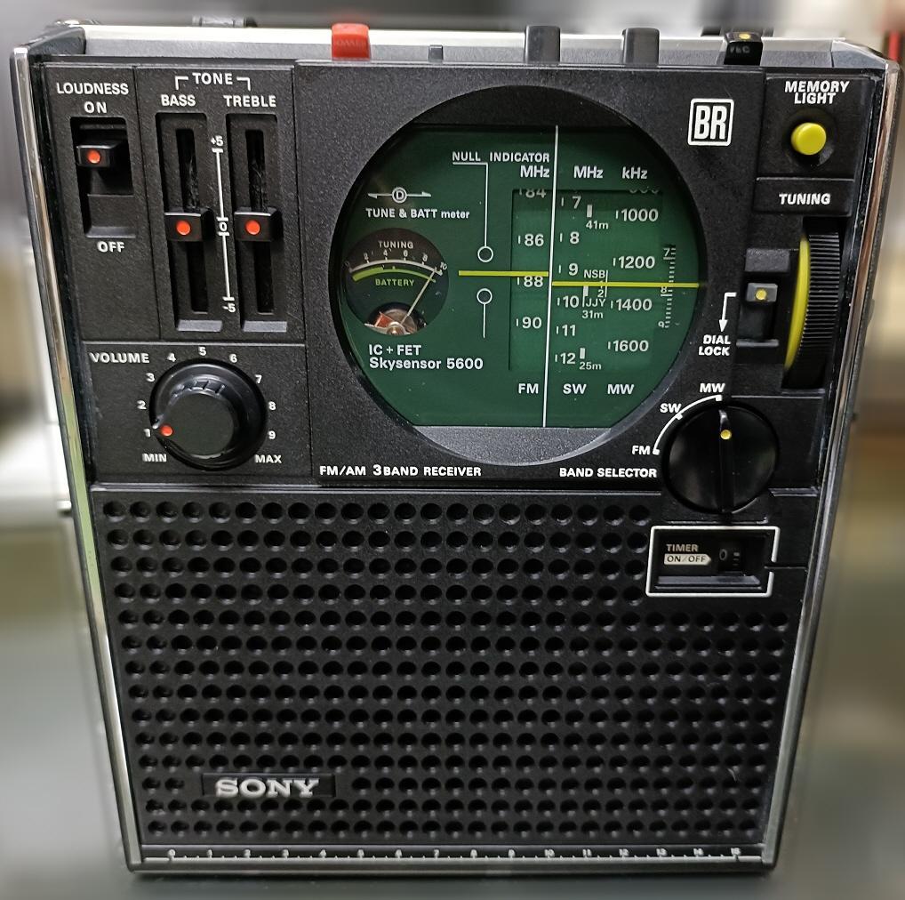 d*7様 SONY ICF-5600 スカイセンサー　ソニー　昭和レトロ