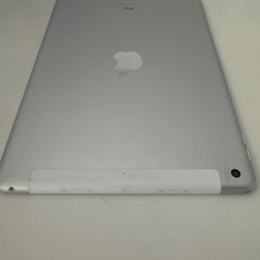 iPad第8世代Wi-Fi+セルラー 32GB【ジャンク品】