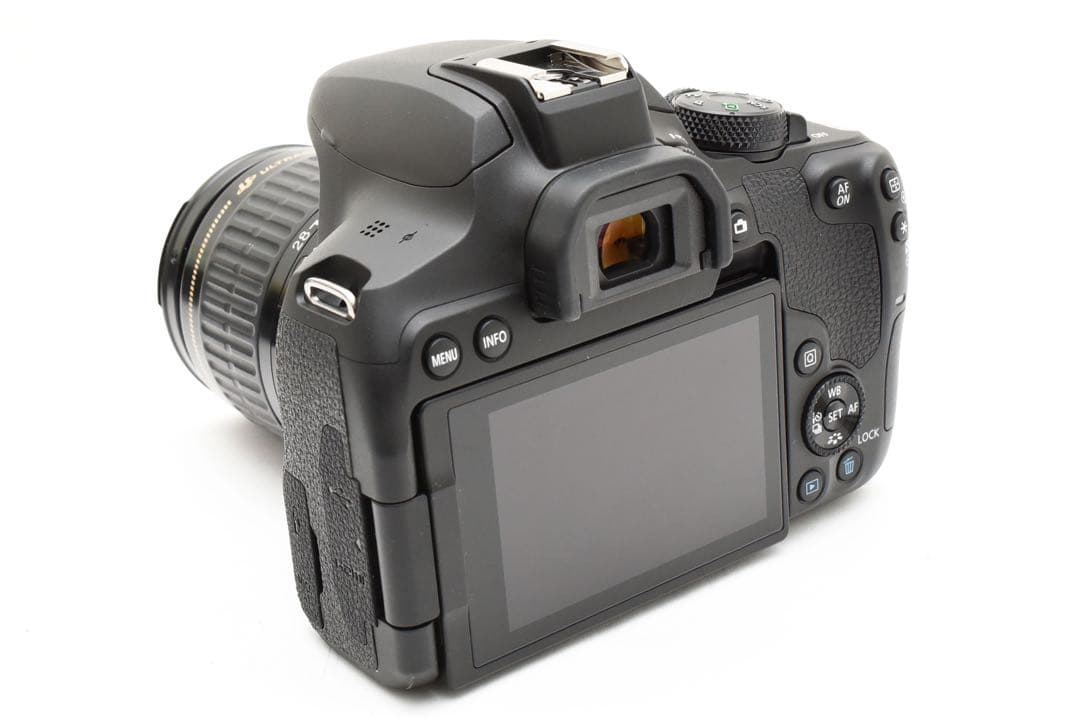 デジタル一眼レフカメラ Canon EOS Kiss X10i 標準レンズセット