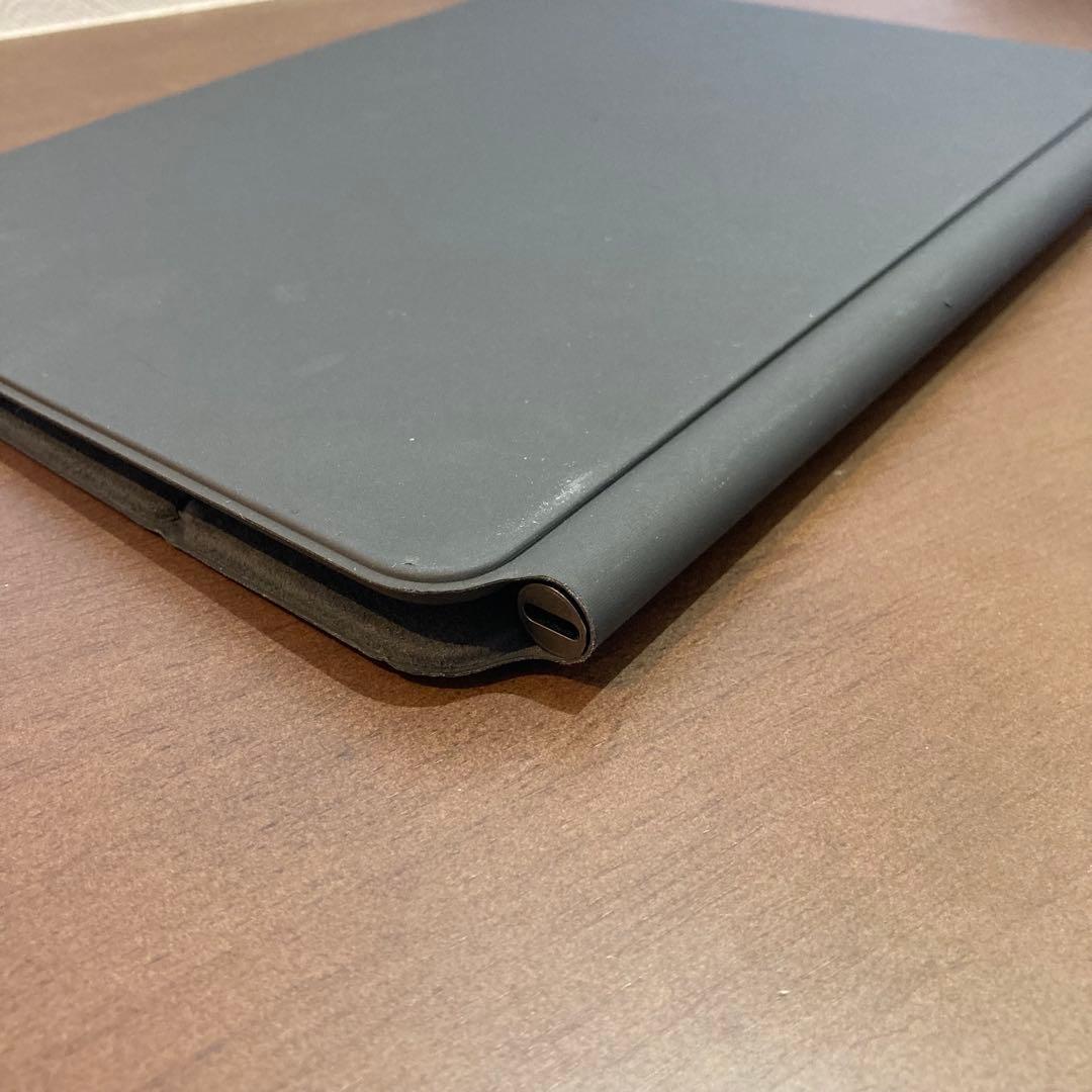 Apple 11インチ iPad Magic Keyboard MXQT2J/A