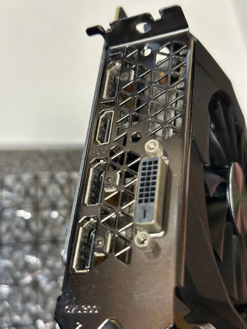 ZOTAC GeForce GTX 1070 8GB グラフィックボード　箱有り