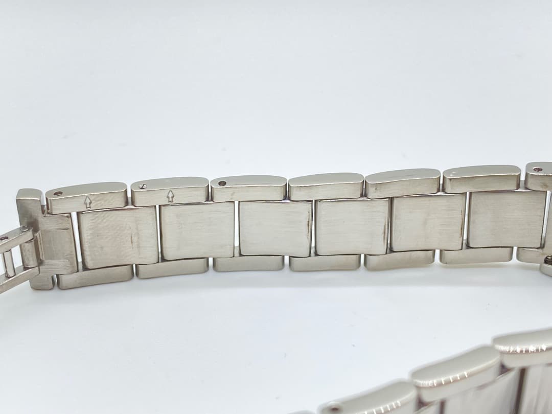 【希少・新品電池】ジバンシー タンク スクエア ボルドー レッド