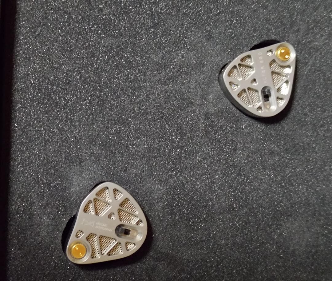 イヤホン MELODIC ARTIFICATION ALTER EGO