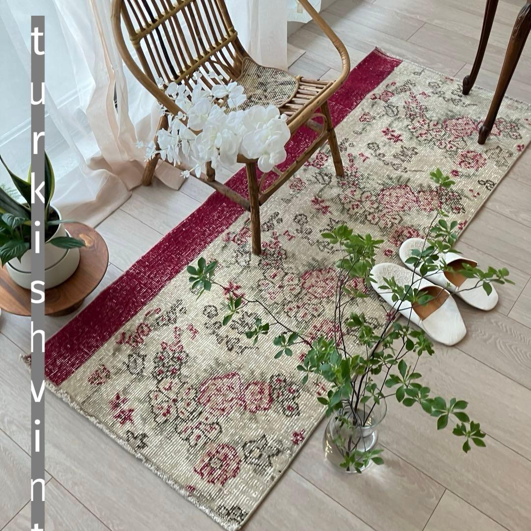 レッド✳︎60×151✳︎ フラワー　ローズ　ランナー　トルコヴィンテージラグ