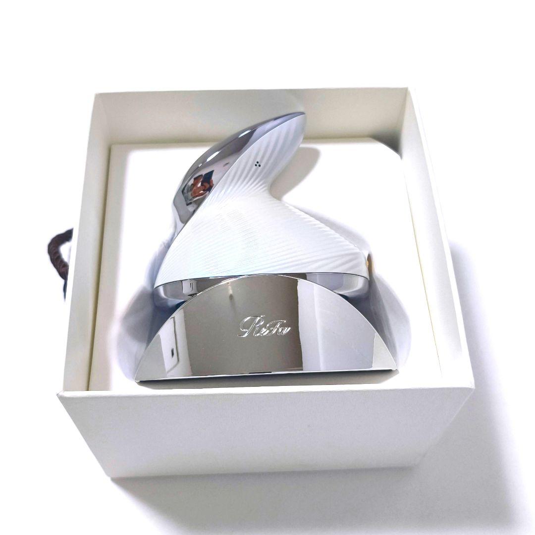 【送料無料】リファ ビューテック ヘッドスパ RE-AP-02A ホワイト