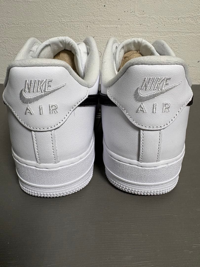 Supreme × Nike Air Force 1 White Black
