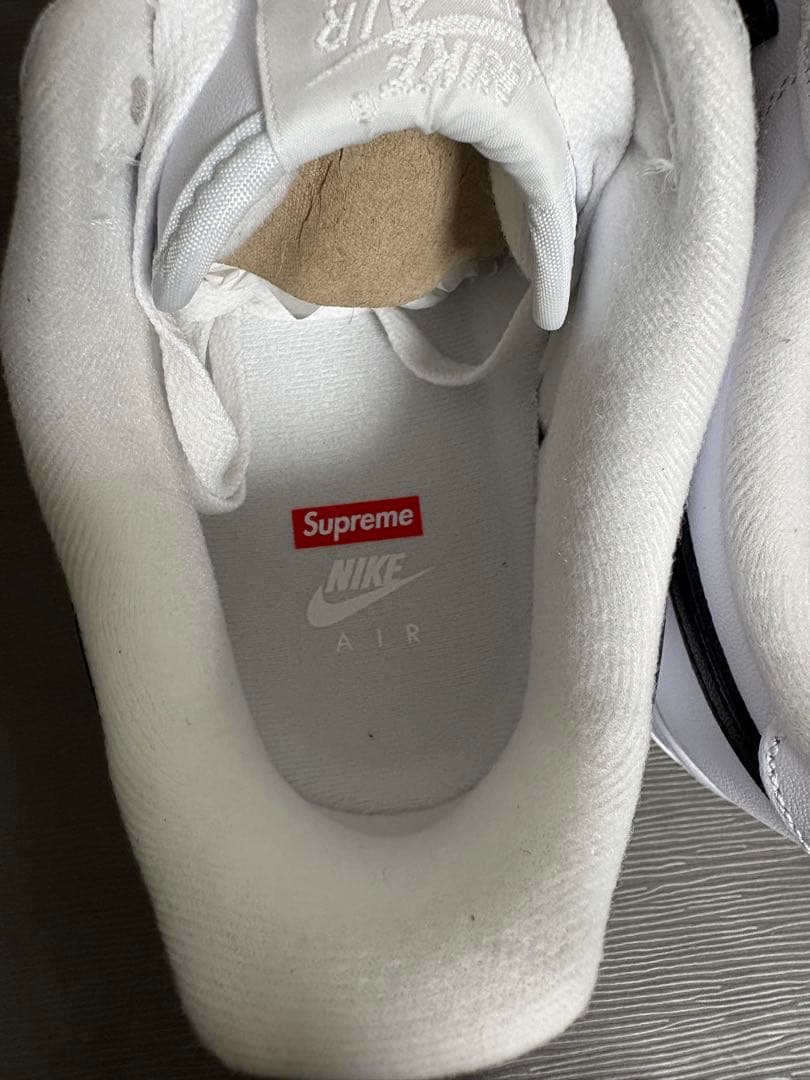 Supreme × Nike Air Force 1 White Black