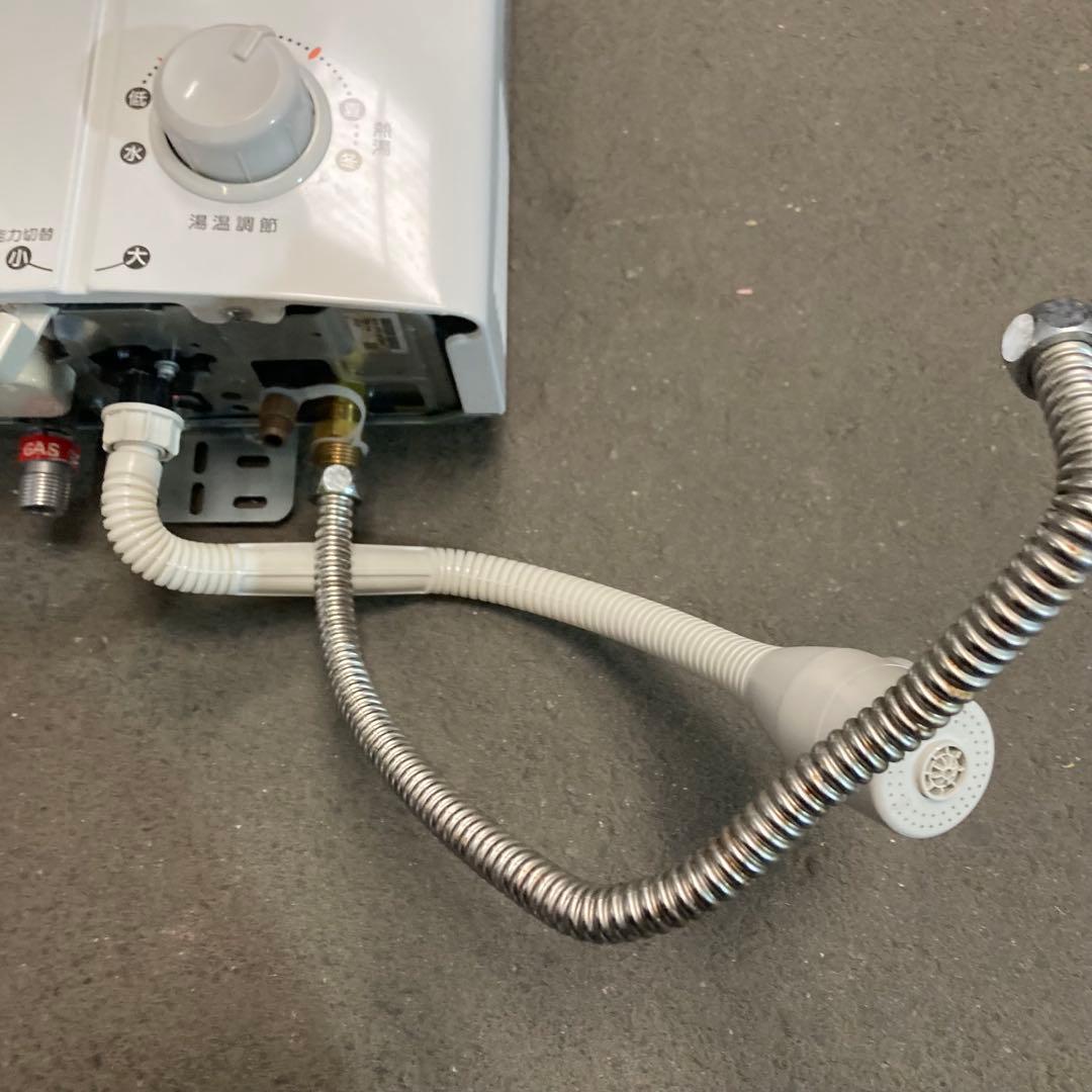 2018年製　リンナイ　都市ガス　瞬間湯沸し器　RUS-V51XT シルバー