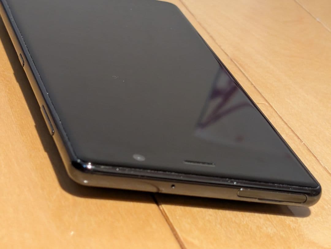 docomo Xperia XZ2 Premium SO-04K 箱付