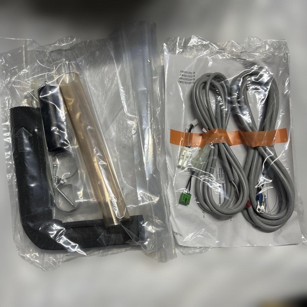 未使用　オーケー機材　壁掛型エアコン用ドレンアップキット　K-KDU572KV