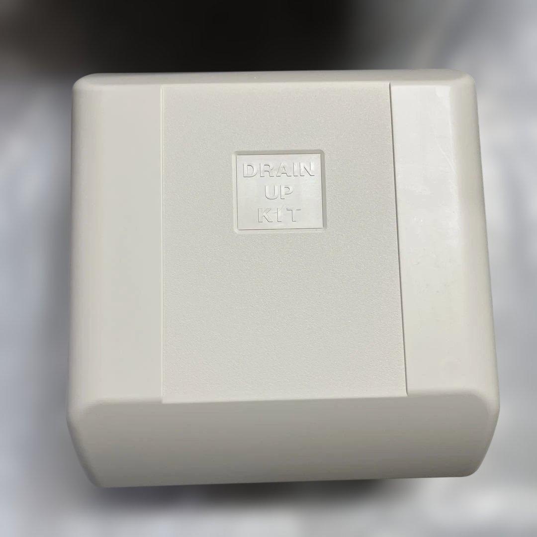 未使用　オーケー機材　壁掛型エアコン用ドレンアップキット　K-KDU572KV