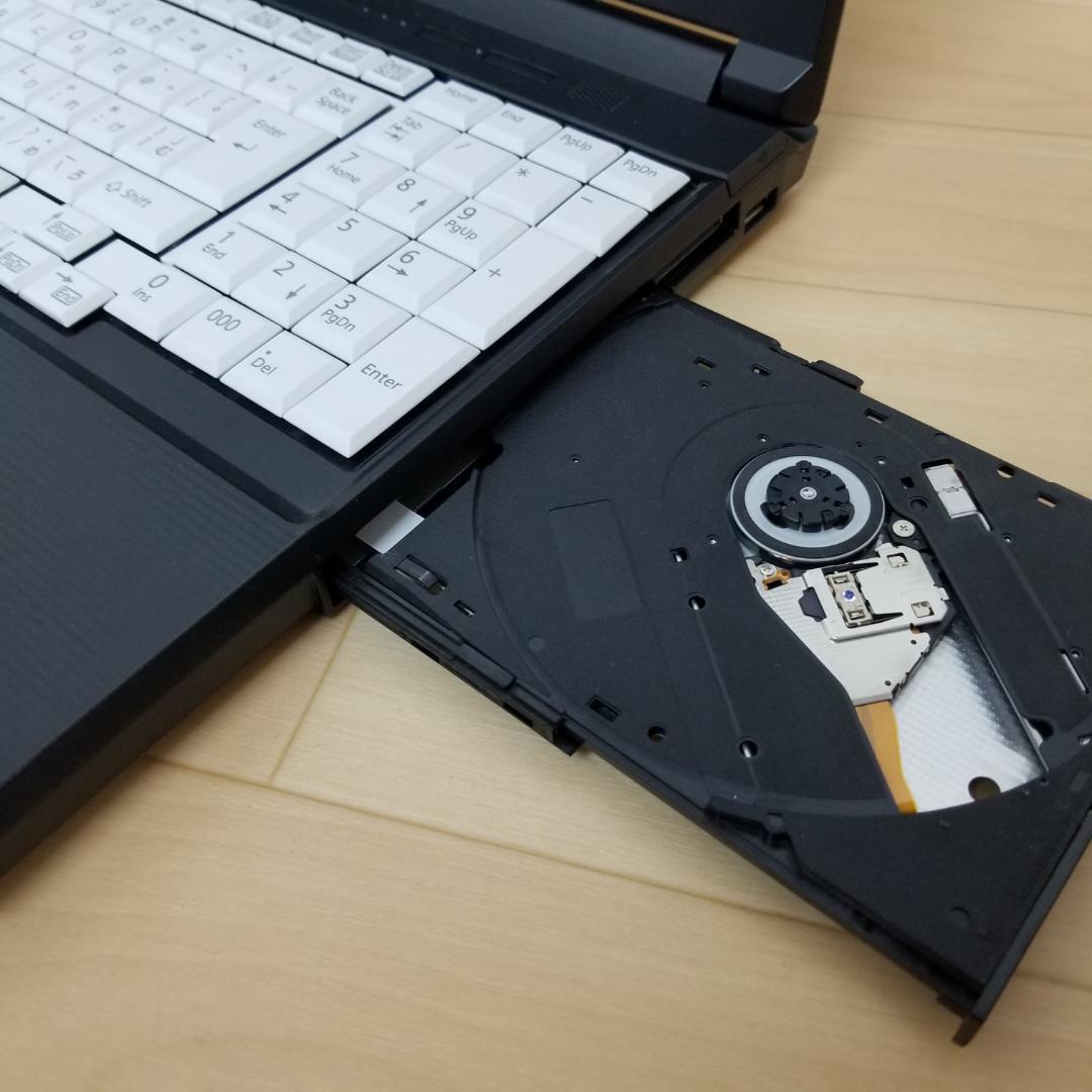 期間限定 i5搭載 Win11 DVD再生可 ノートPC 富士通(E0564)