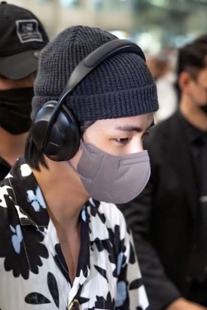 Bose 700 ワイヤレスヘッドホン 黒 オーバーイヤー型 BTS V