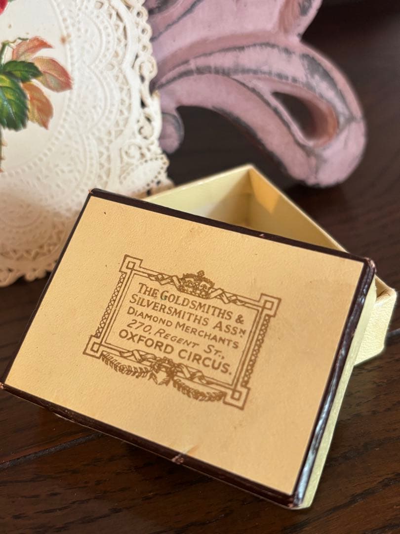 【専用】アンティーク小箱とグリーティングカード