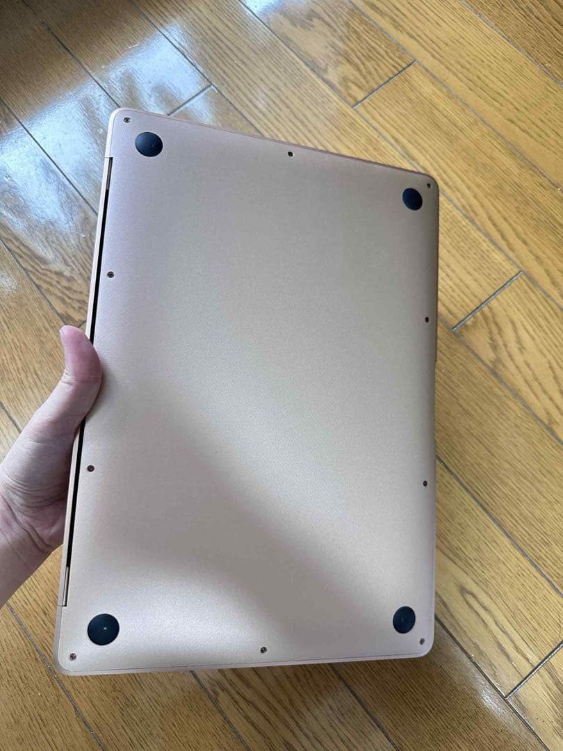 ゴールド MacBook本体