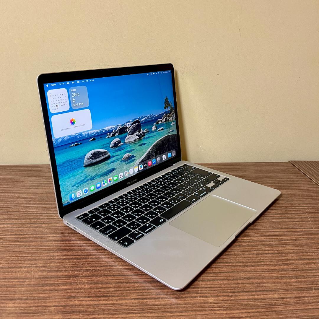ほぼ新品のMacBook Air M1 2020 高性能 16GB、256GB