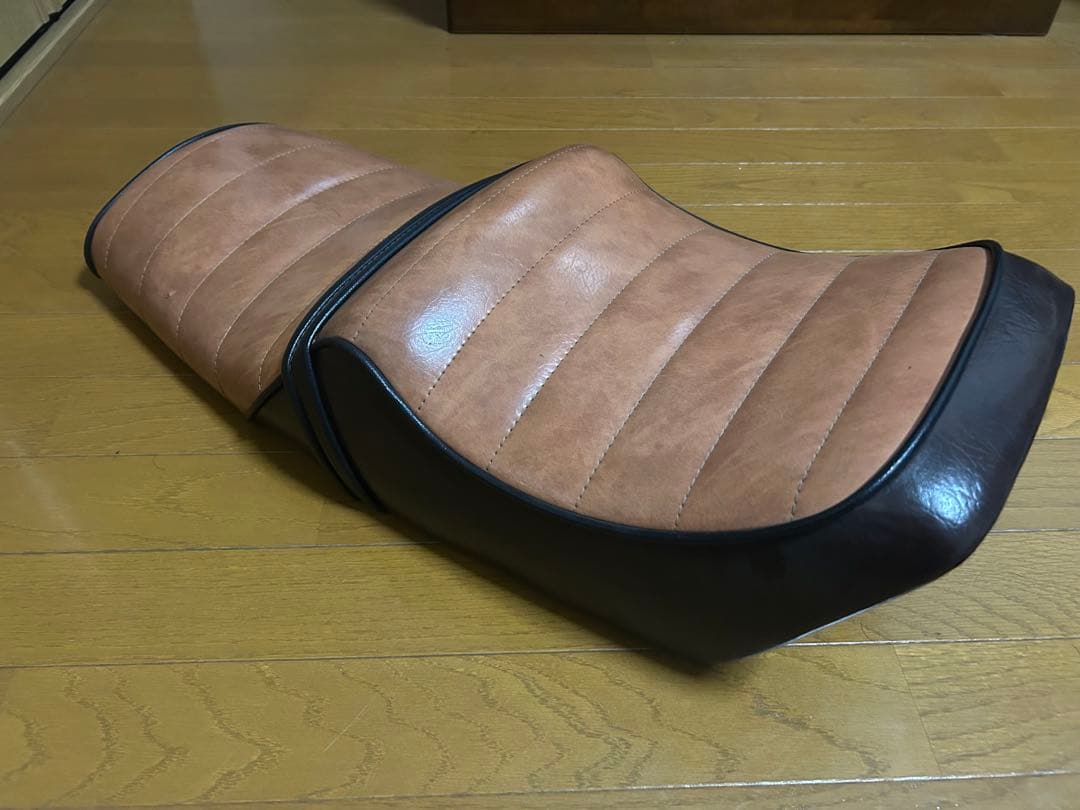 Z400FX シート　タックロール　純正ベース