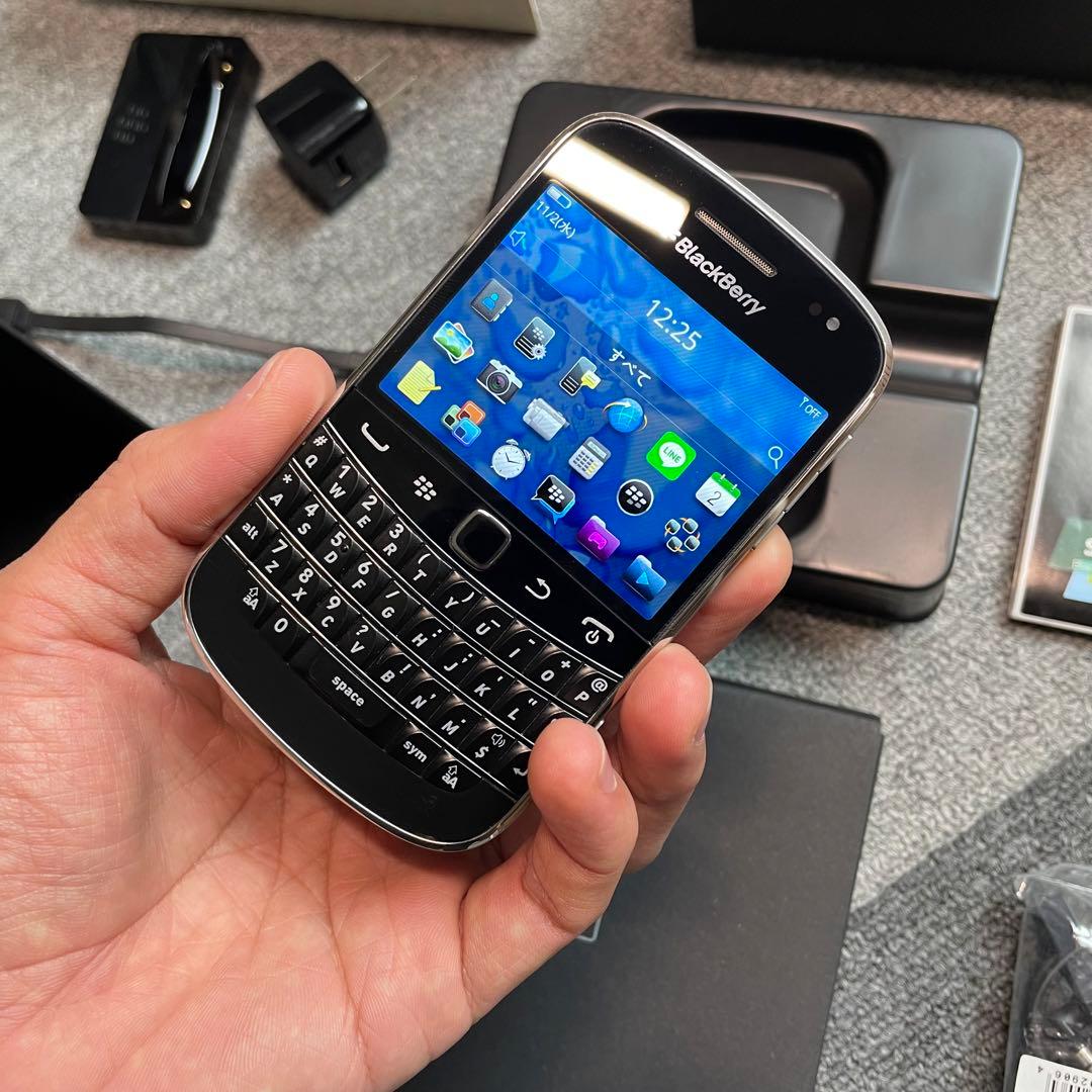 【美品】ブラックベリー9900 SIMフーリ コレクターズ