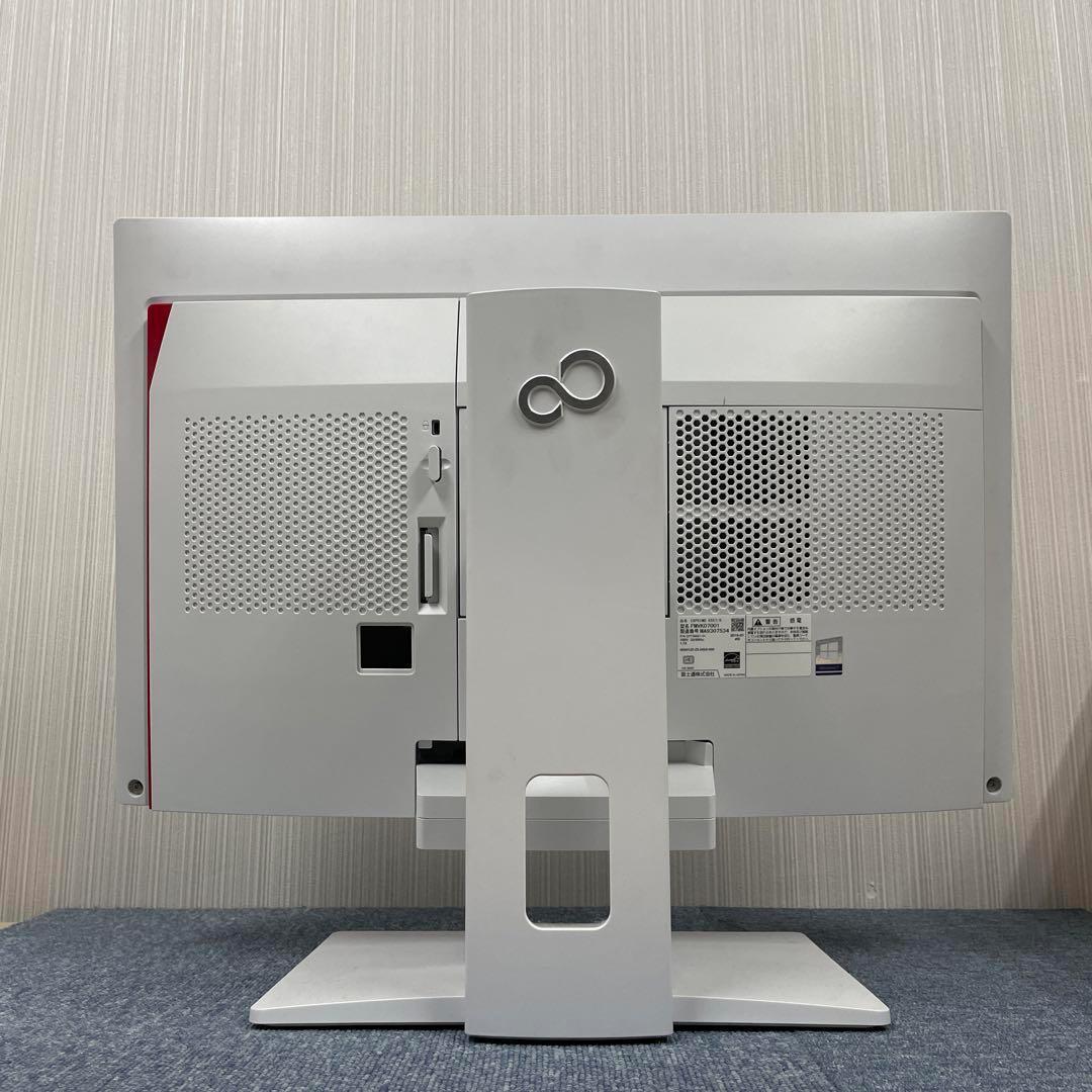 富士通　ESPRIMO 　一体型　メモリ16GB　SSD512GB　初期設定済み