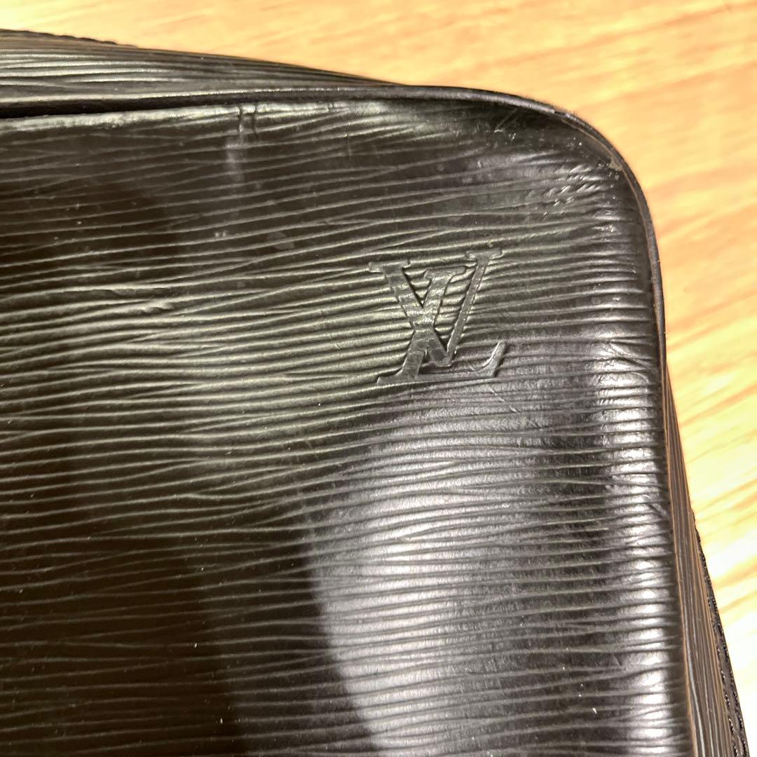 【メンズケン5】Louis Vuitton エピレザー ビジネスバッグ