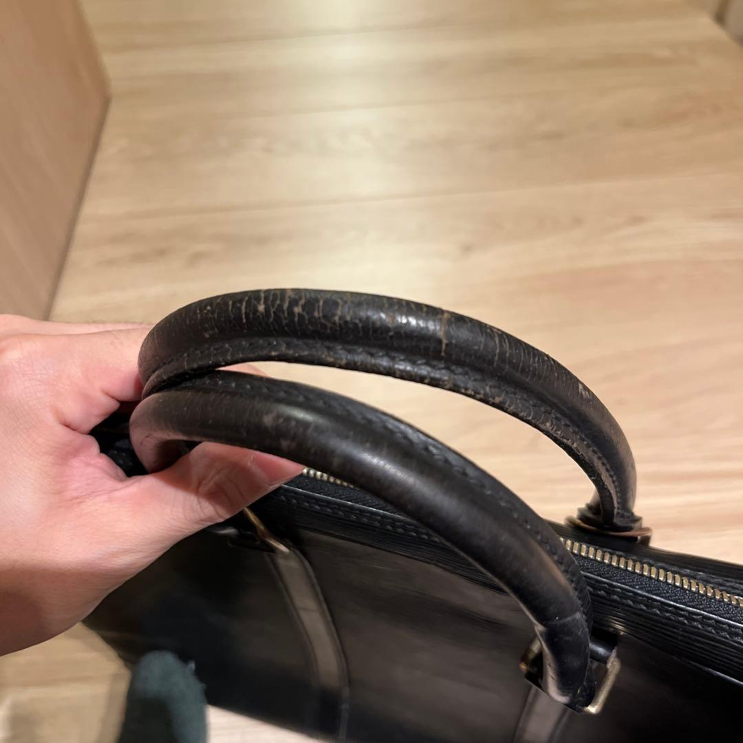 【メンズケン5】Louis Vuitton エピレザー ビジネスバッグ