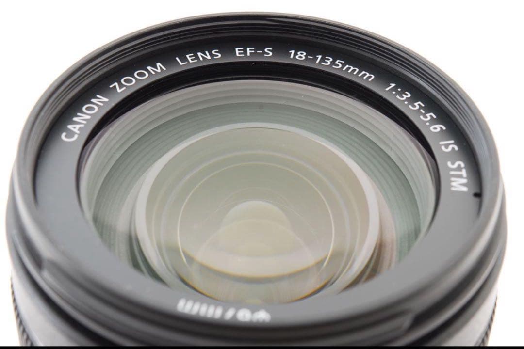 Canon EF-S 18-135mmSTM ❁手ぶれ補正つきレンズ