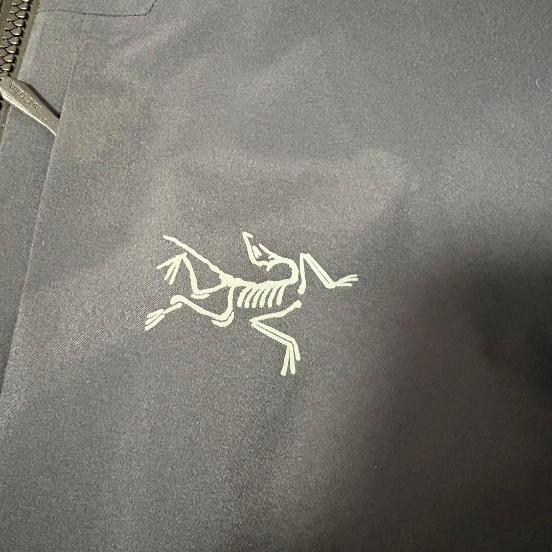 定価12万超え 展示品【アークテリクス】レイルパーカー M 黒 GORE-TEX