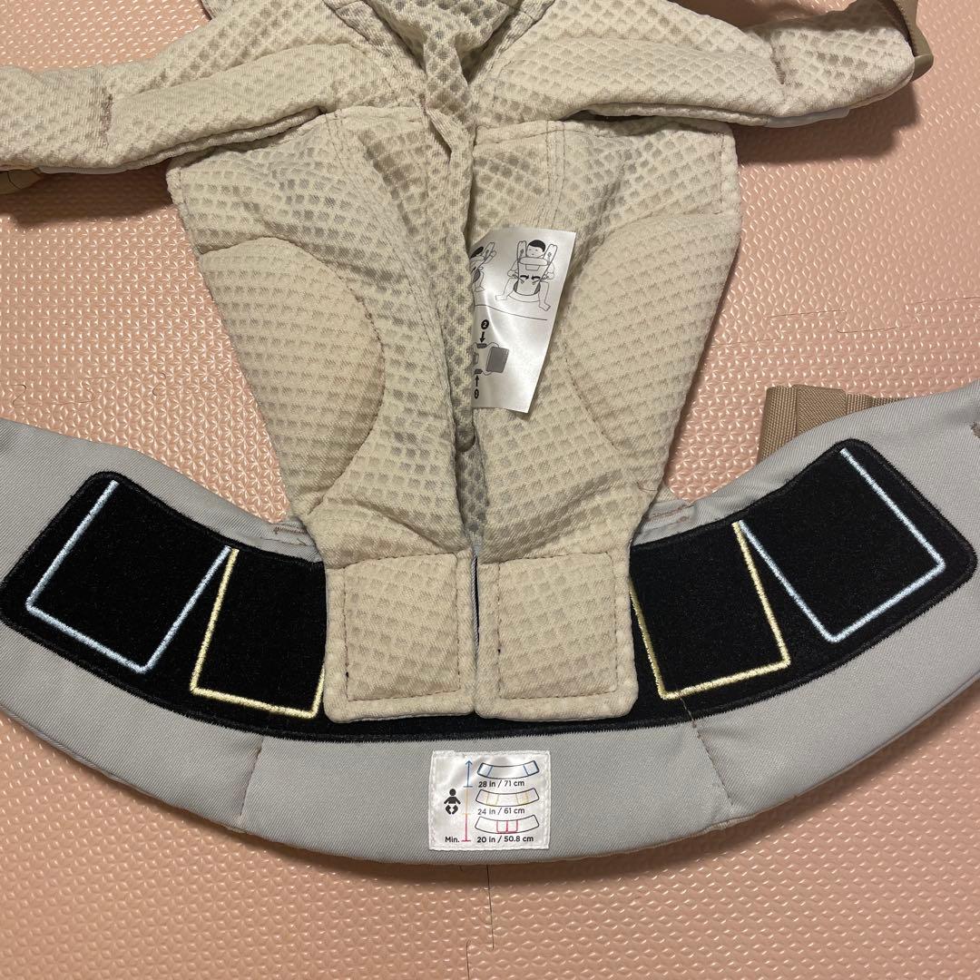 エルゴベビー オムニブリーズ サンドベージュ 抱っこ紐 よだれカバー付き