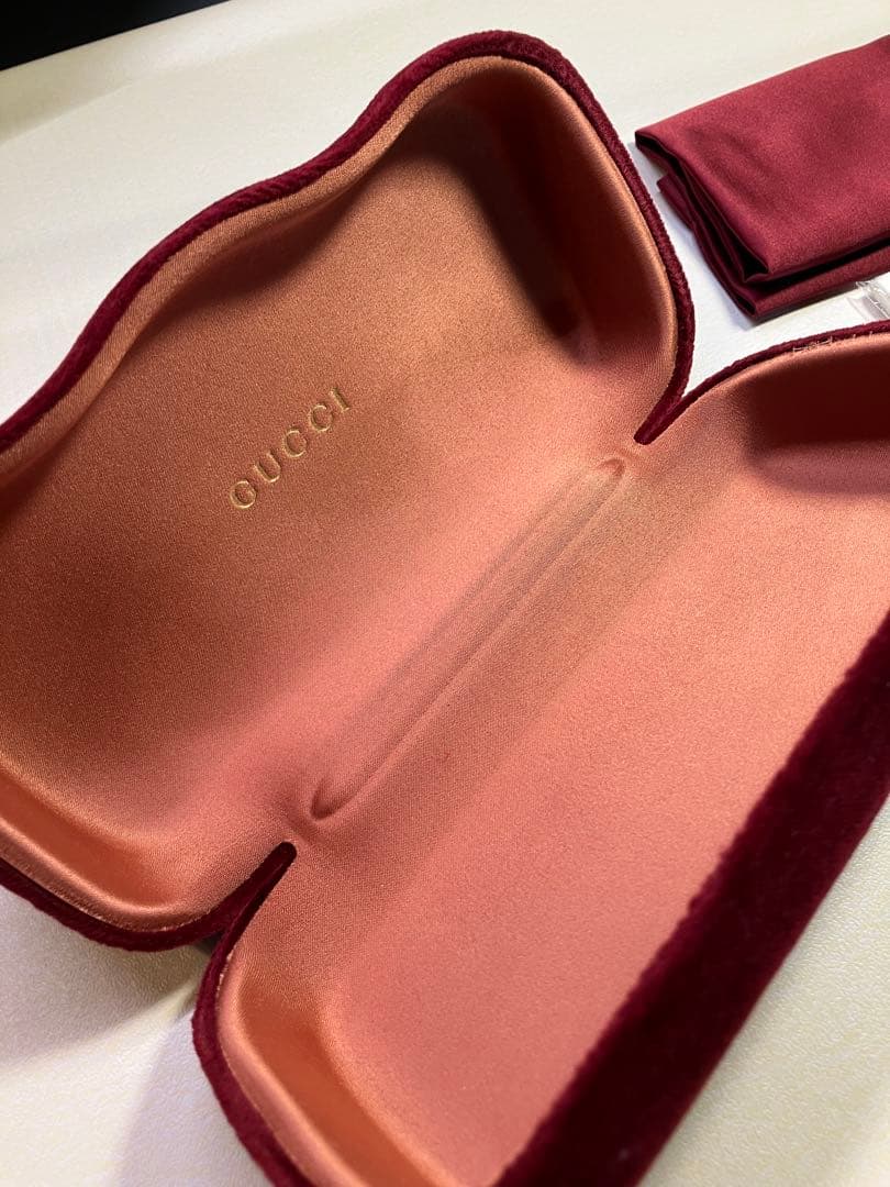 GUCCI グッチ GG0472SA ロゴ サングラス 未使用に近い✨